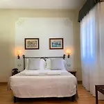 Hotel David 3*