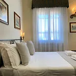 Hotel David 3*