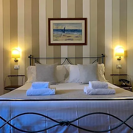 Hotel David 3*
