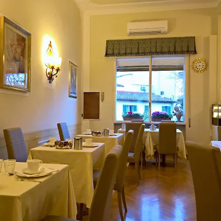 Hotel David 3*