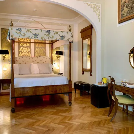 Hotel David