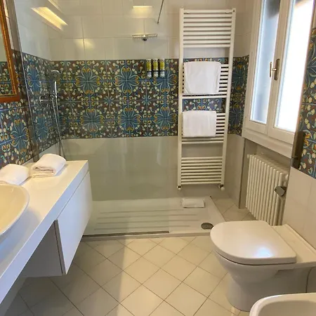 David Hotel