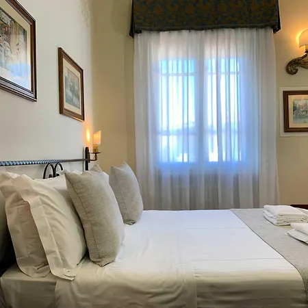 Hotel David 3*